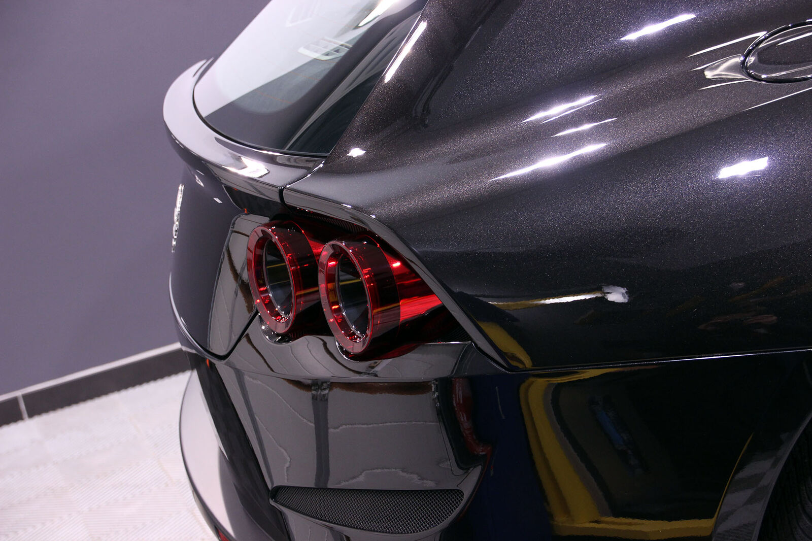 Detailing Ferrari GTC4 Lusso