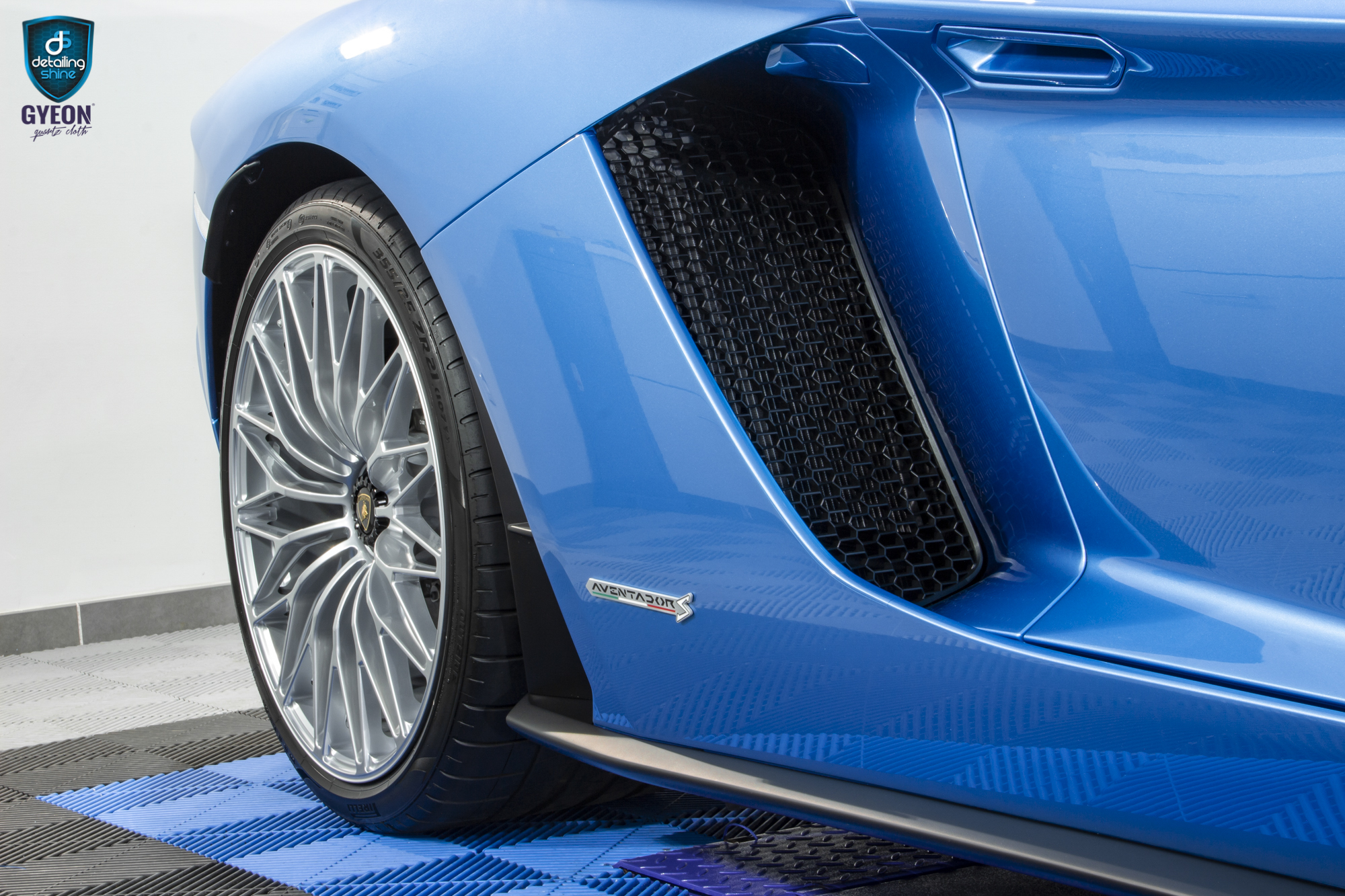 Protection PPF capot Aventador