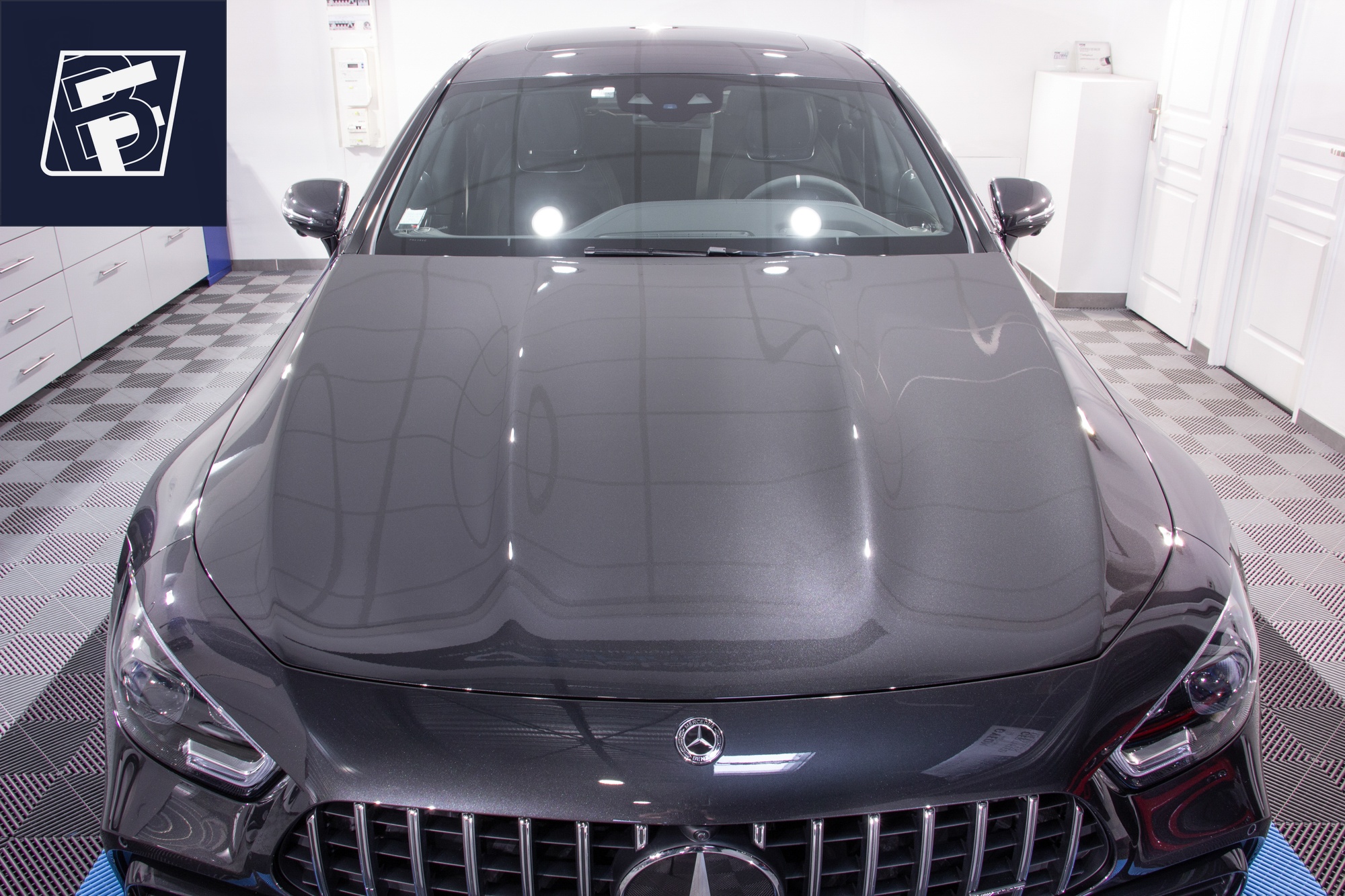 Mercedes-AMG GT 63 S après céramique effet miroir