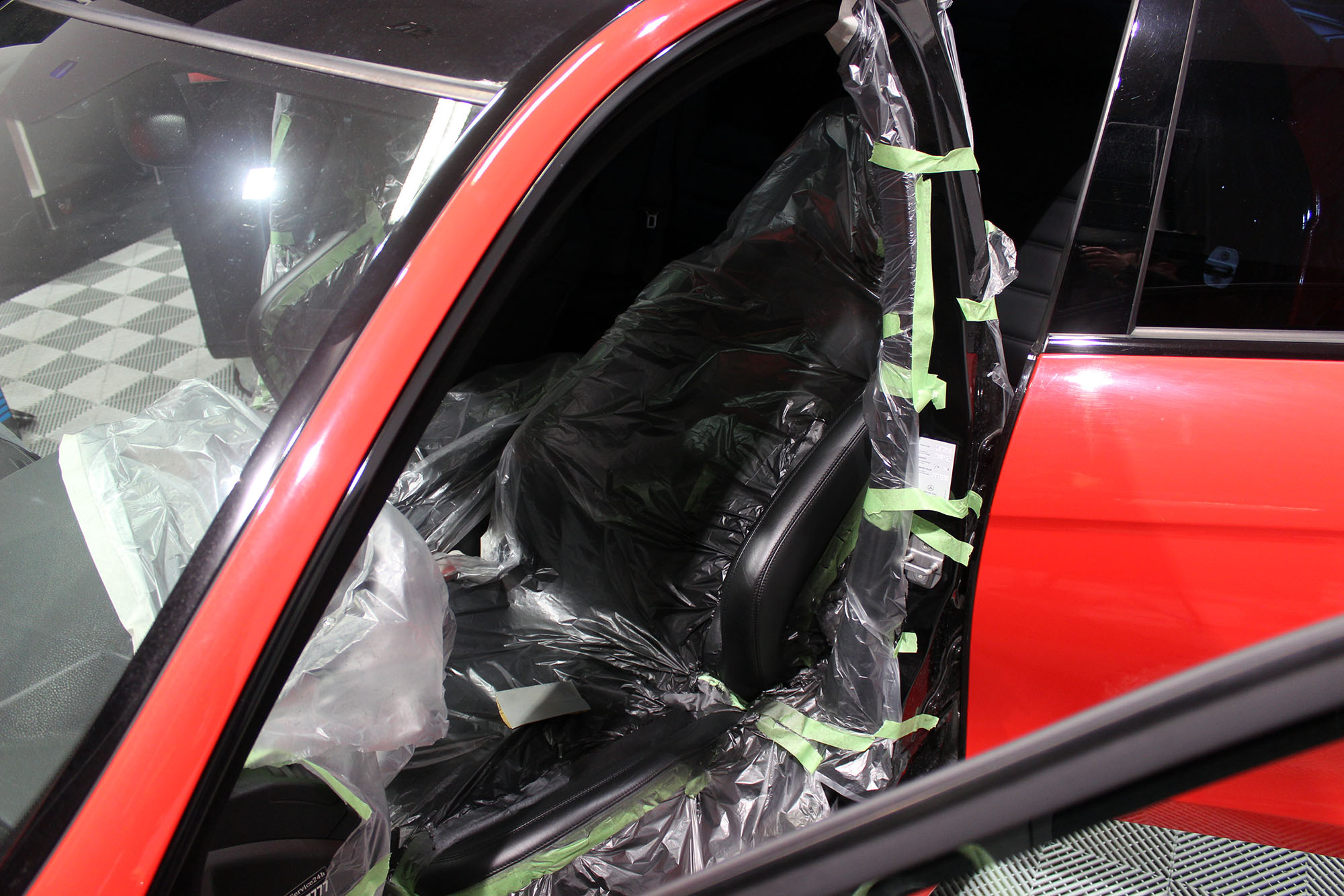 Siège sport cuir rouge C63