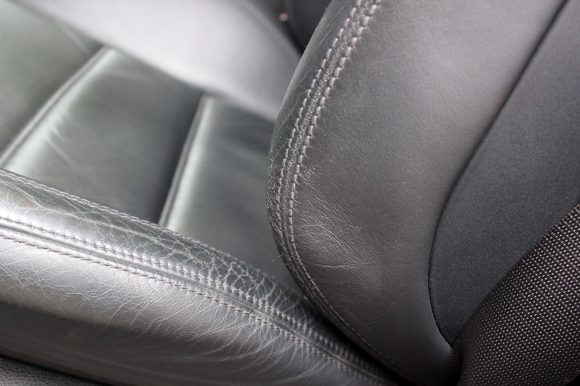 Intérieur Mercedes C63 AMG ByFab Lyon